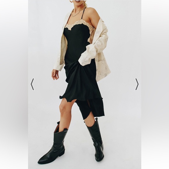 VRG Girl French Slip Dress - Picture 4 of 8